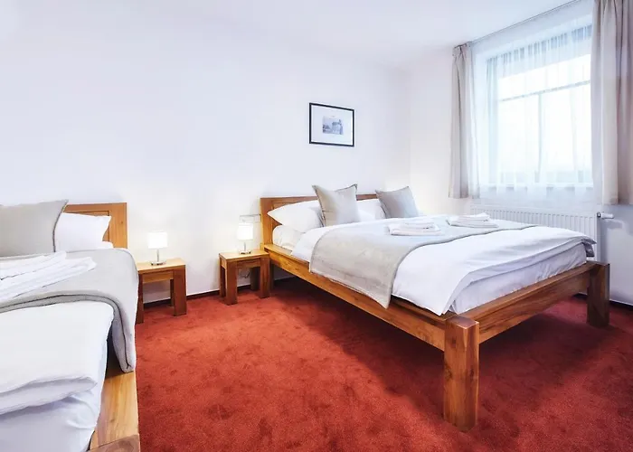 Гостевой дом Al Capone Mnisek 3*