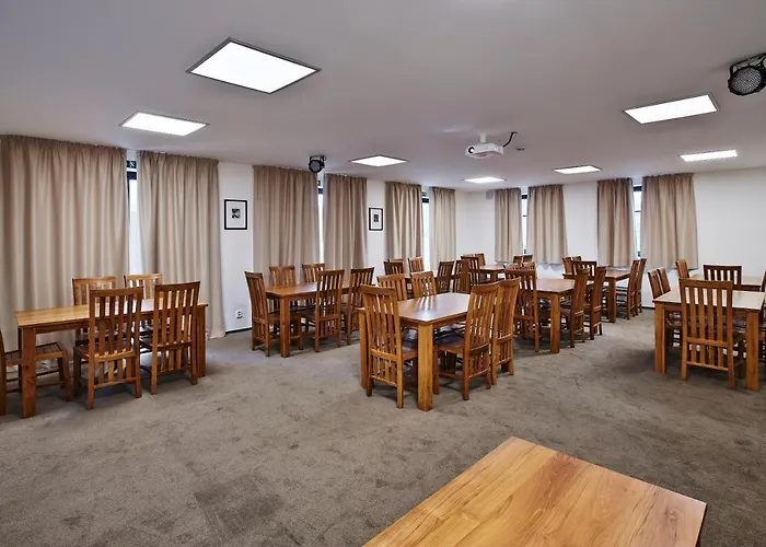 Al Capone Mnisek Гостевой дом 3*